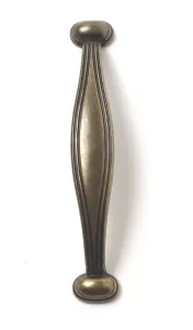 12002 - úchytka 96mm staromosaz