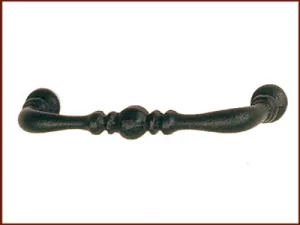 UR2   Úchyt 94-96 mm černý