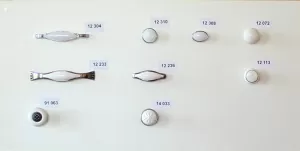 12310 - knopka chrom lesklý