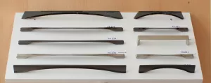 14231 - úchytka 160 mm, nikl jemně broušený 12