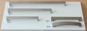 62795 - JOSEF úchytka 432mm nerez