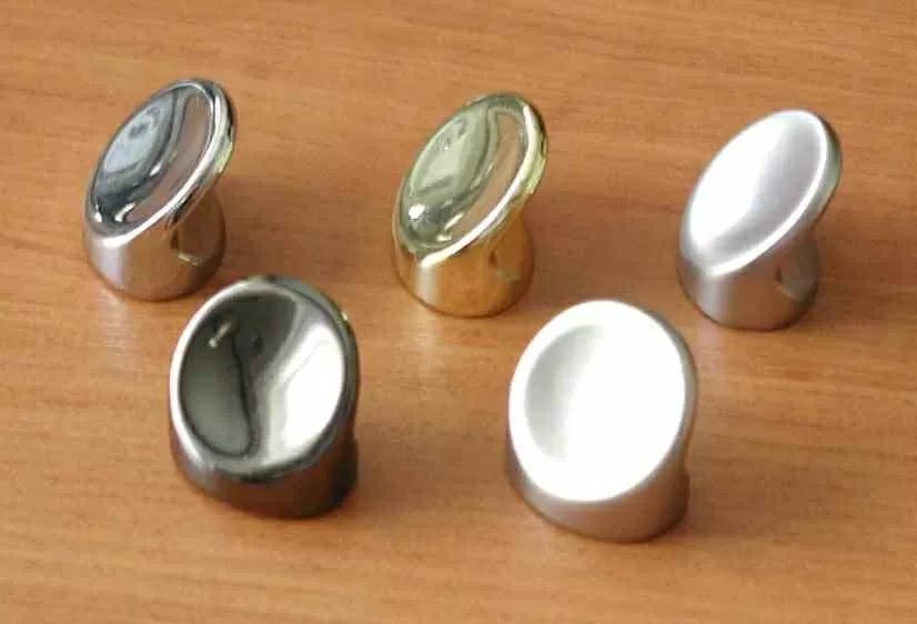 63286 - SARI knopka 23mm nikl černý 62