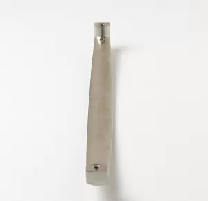 770088 - úchytka rozteč 256mm / Satén nikl