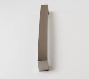 770140 - úchytka rozteč 256mm / Broušený nikl