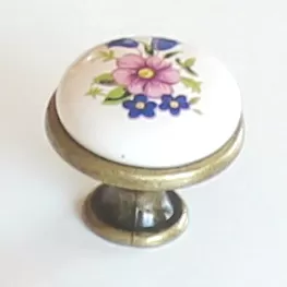 770167 - knopka  průměr 29mm  - porcelán