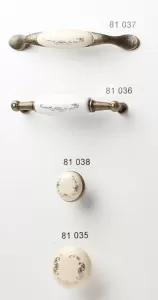 81035 - knopka 38mm porc.slon. kost/zlatý ornament