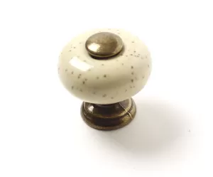 91023 - Knopka 26mm, porcelán / staromos./pepř