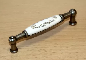 11013 úchyt 96mm starostříbro-porcelán/ornament
